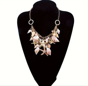 Nautical Faux Pearl Shell & Starfish Ocean Theme Gold Necklace - Brand New!!